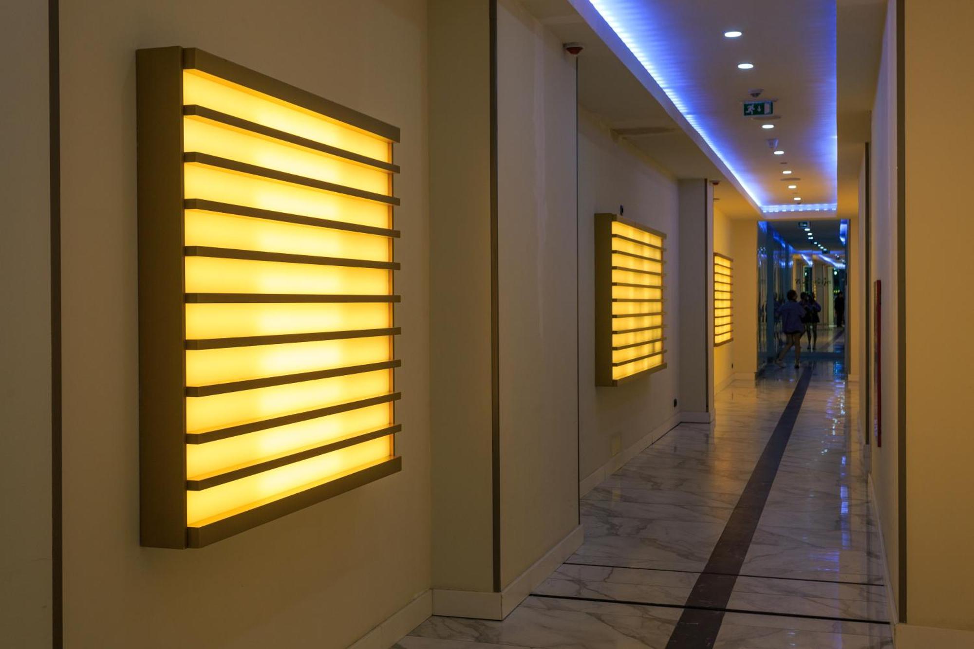 Best Location Apartments In Batumi Esterno foto