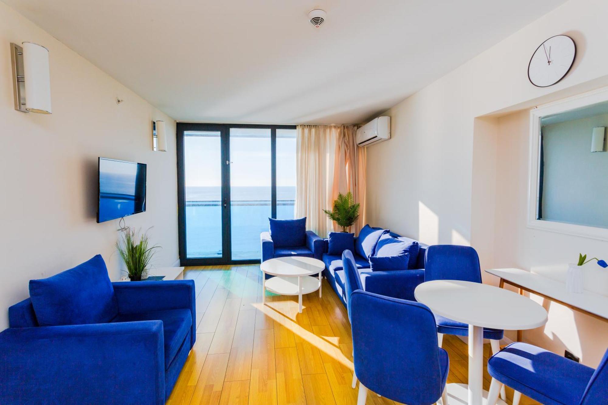 Best Location Apartments In Batumi Esterno foto
