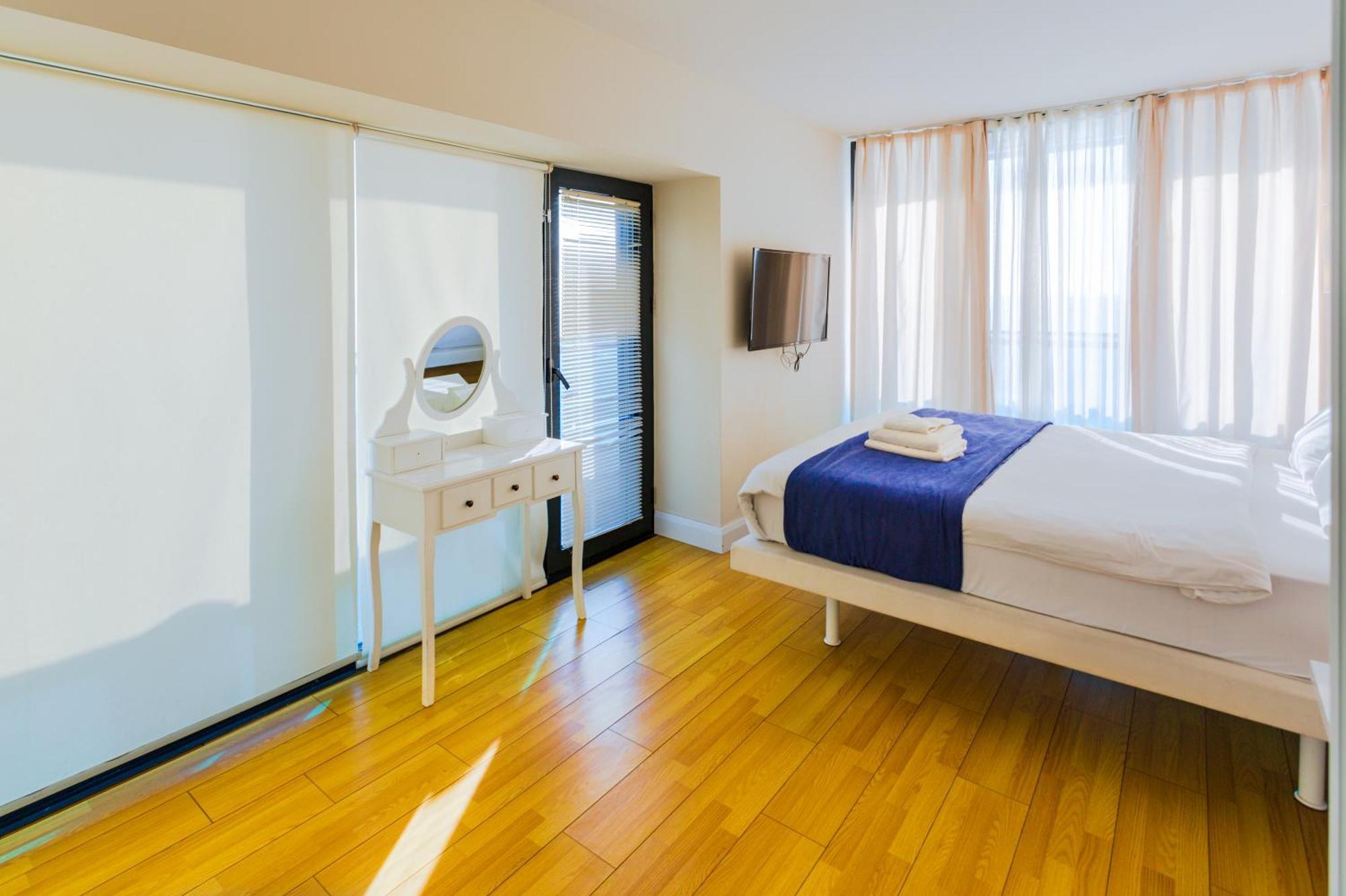 Best Location Apartments In Batumi Esterno foto