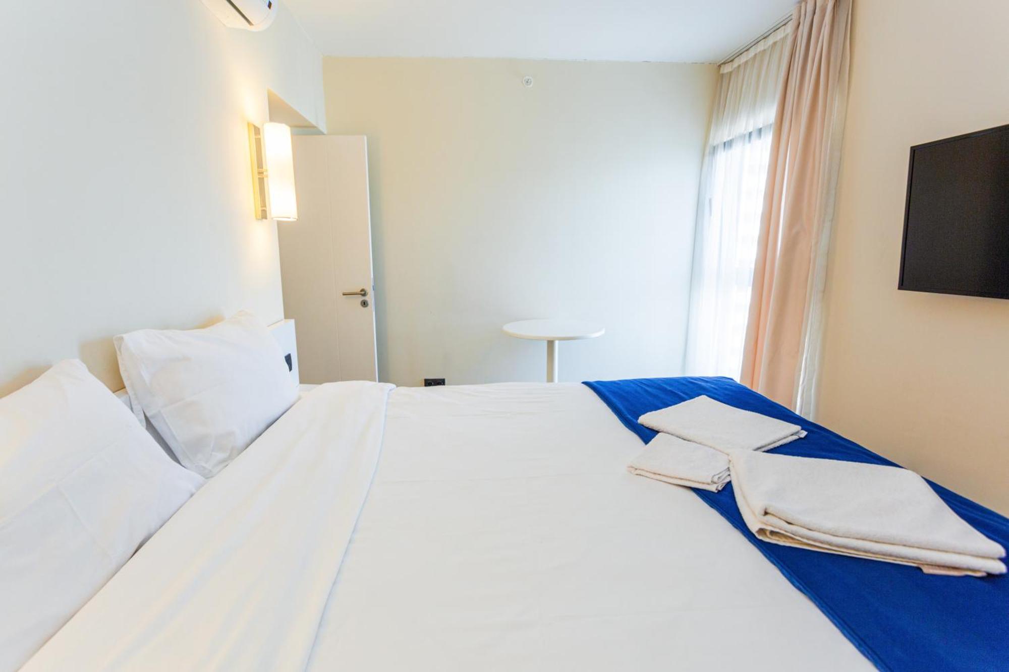 Best Location Apartments In Batumi Esterno foto