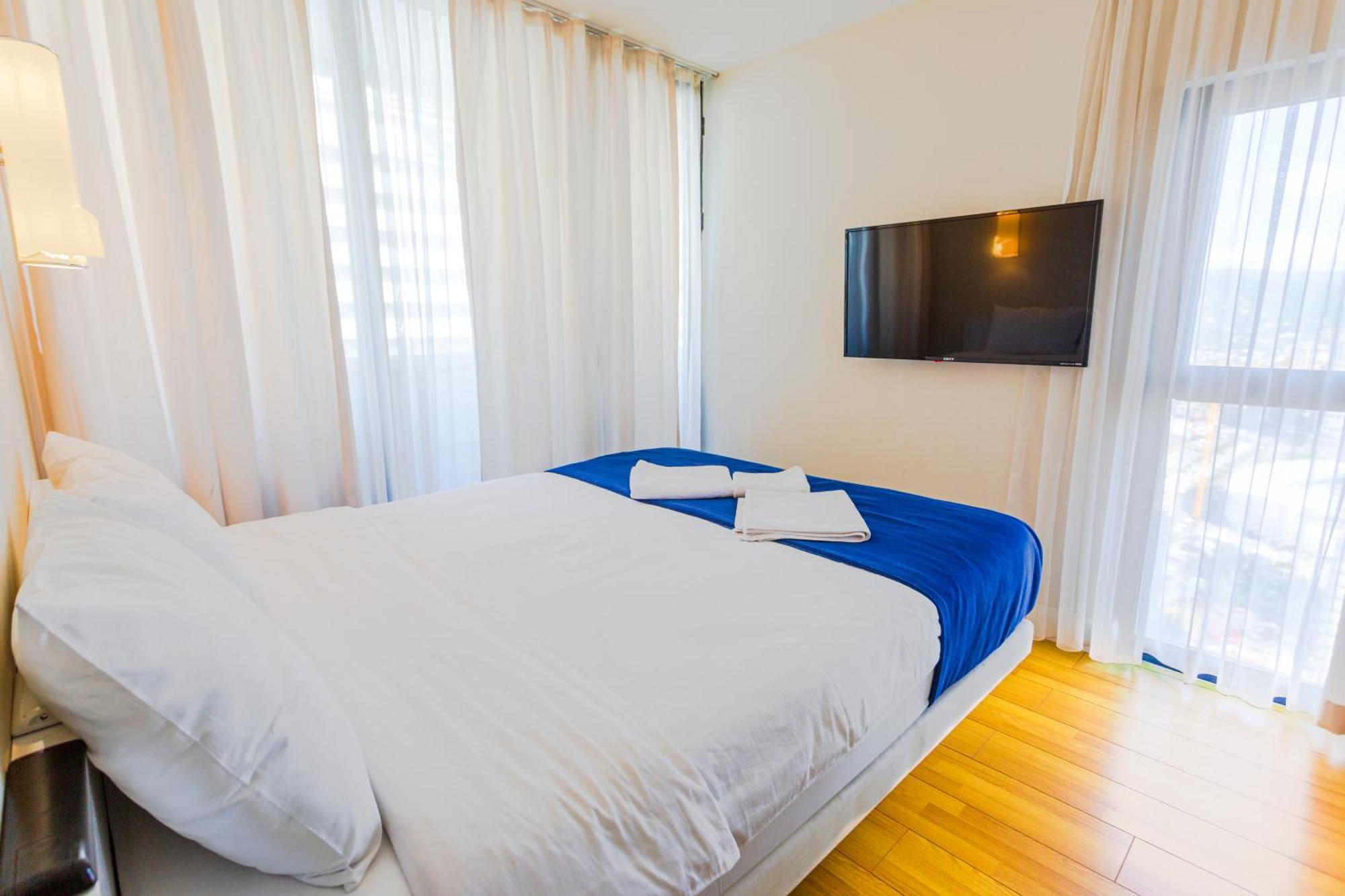 Best Location Apartments In Batumi Esterno foto